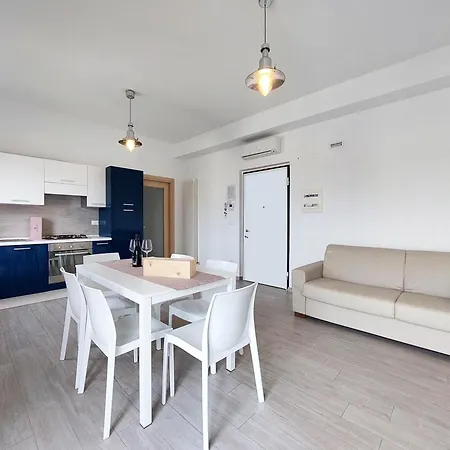 شقة Cupramare كوبرا ماريتيما